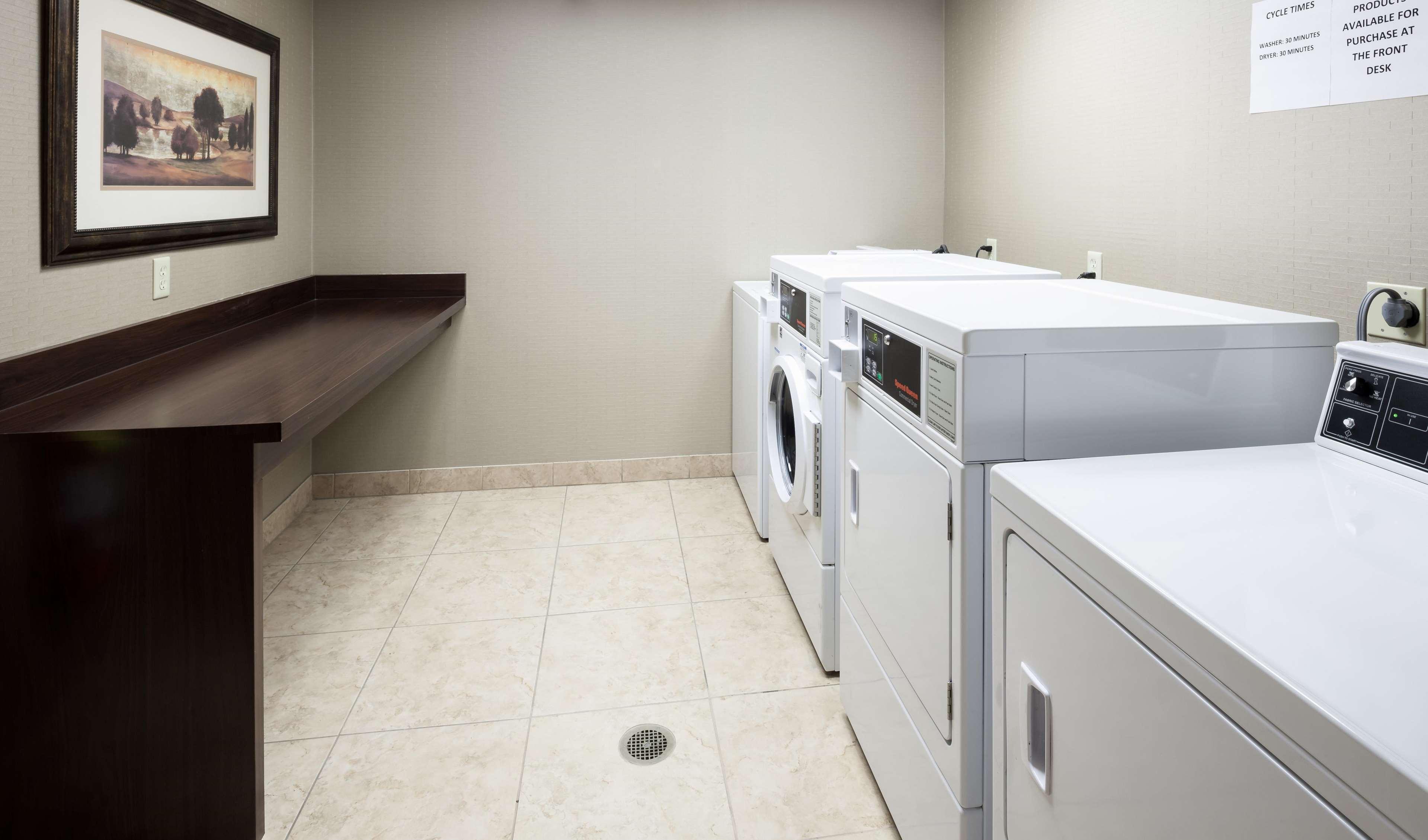 Homewood Suites By Hilton Agoura Hills Extérieur photo